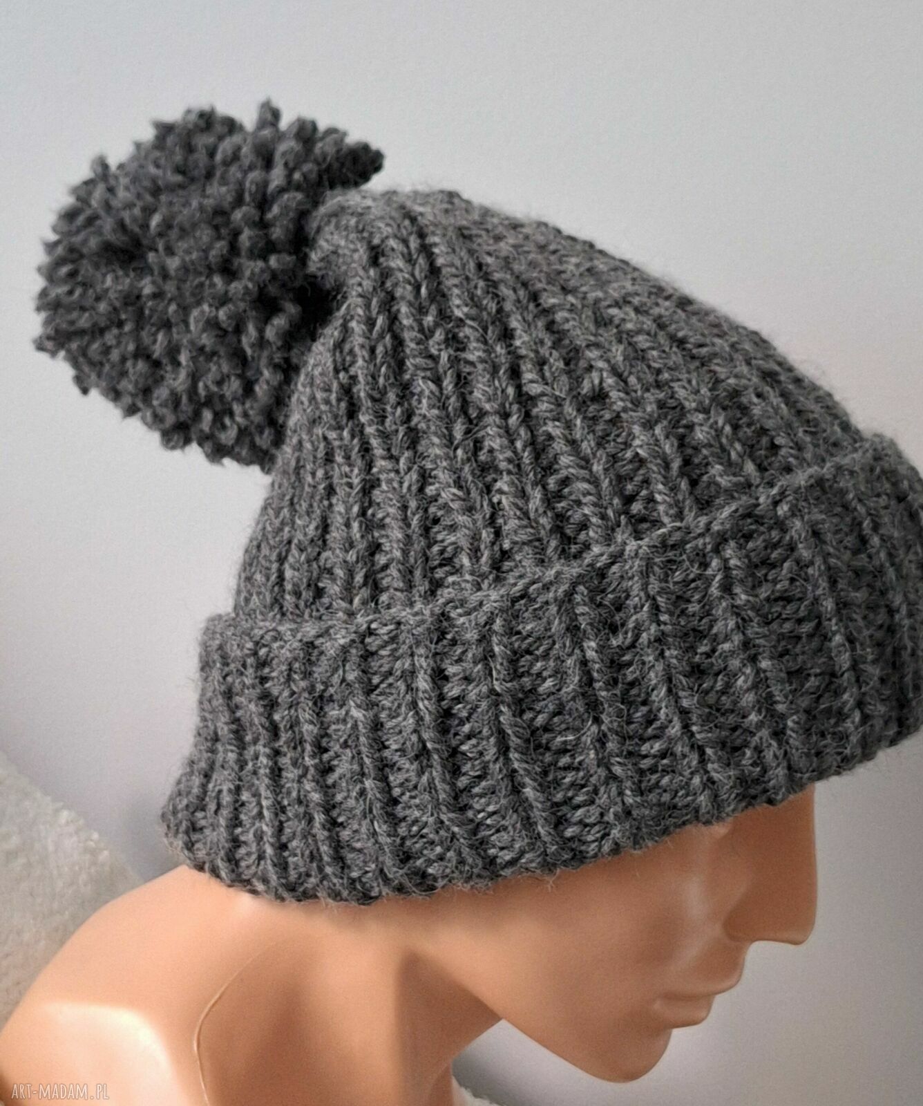 Ciemnoszara czapka beanie z wełny i alpaki - ręcznie robiona na drutach