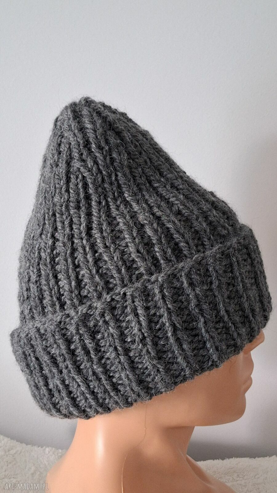 Ciemnoszara czapka beanie z wełny i alpaki - ręcznie robiona na drutach