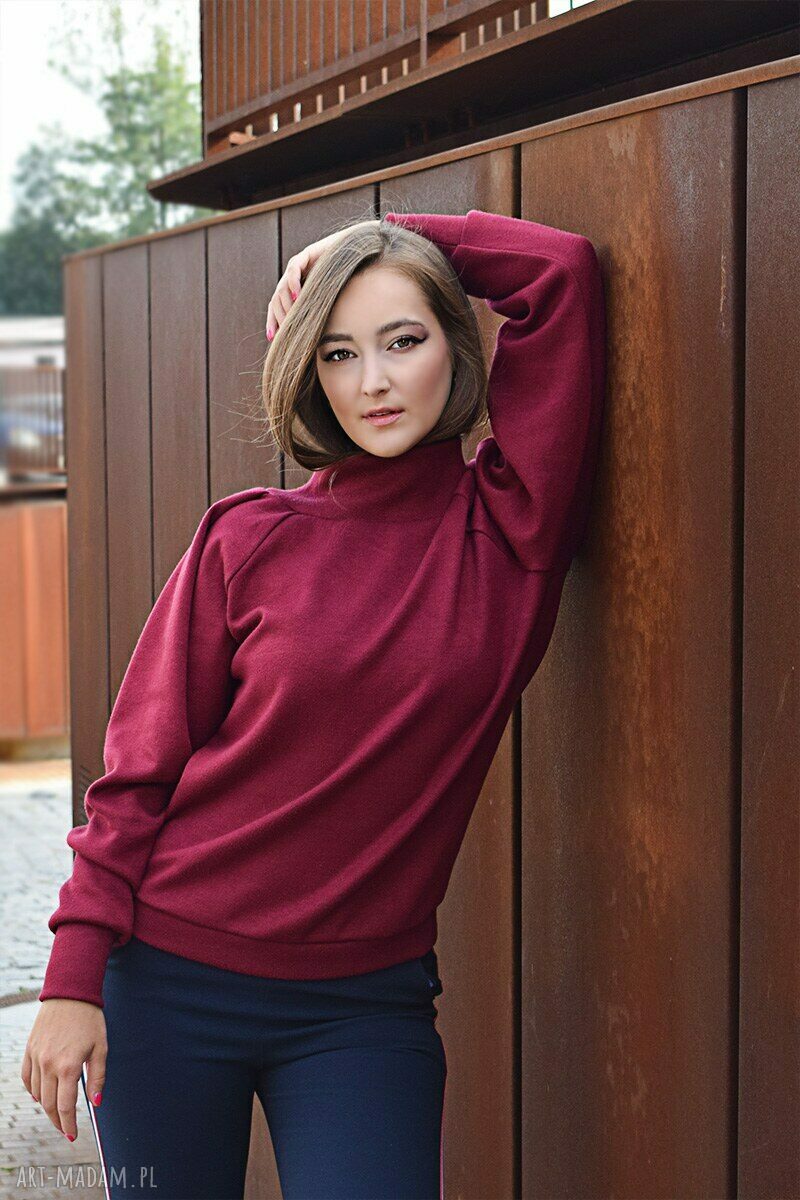 Otula miękki golf-sweter bordowy - sweter oversize handmade