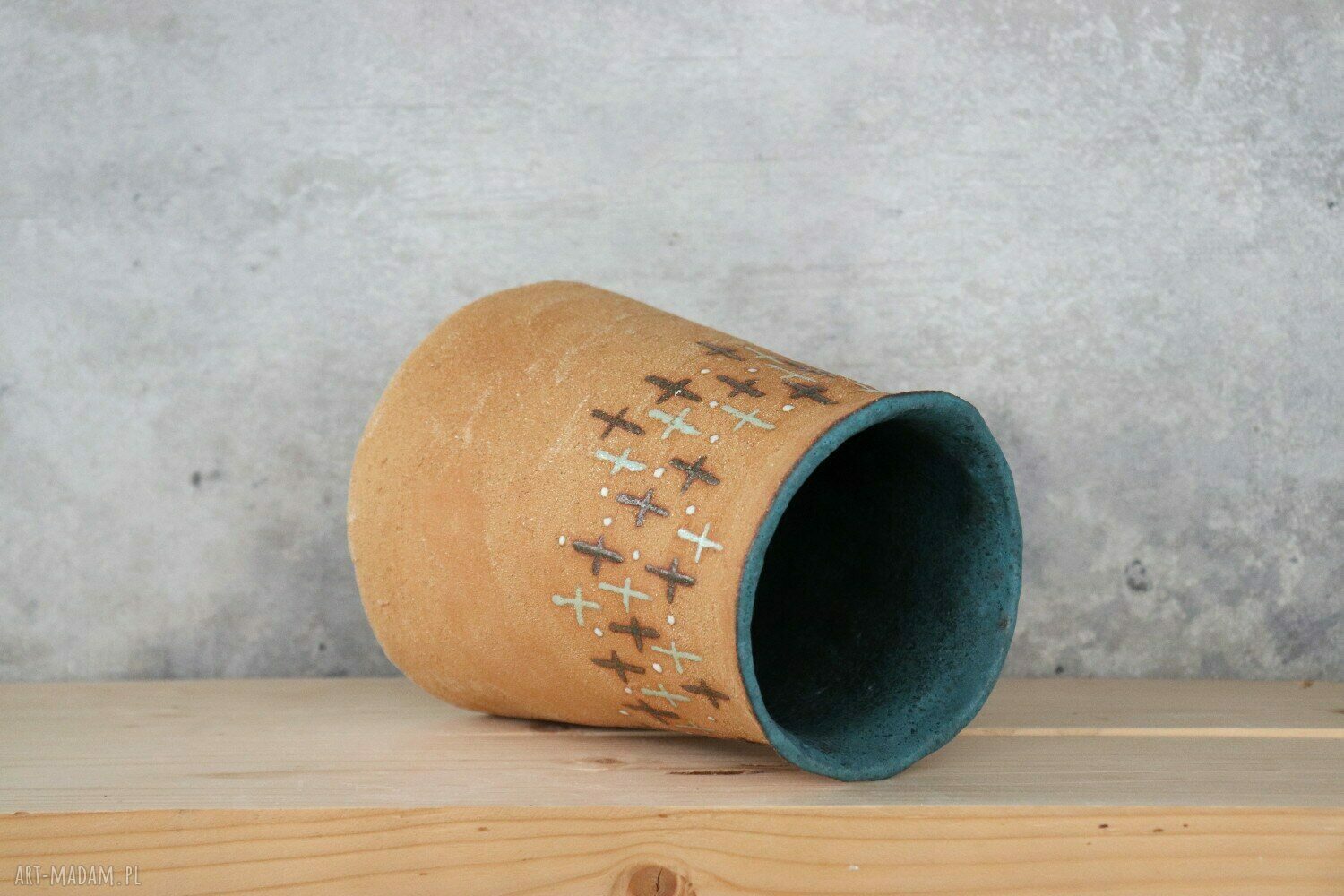 Wazon ceramiczny Otuliny - żółty, zdobiony szkliwem