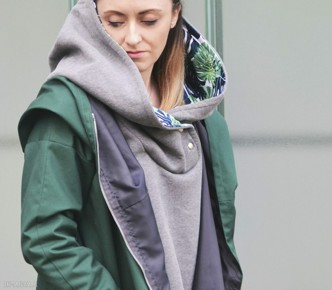 Oversize bluza hoodie ogromny kaptur monstera xs