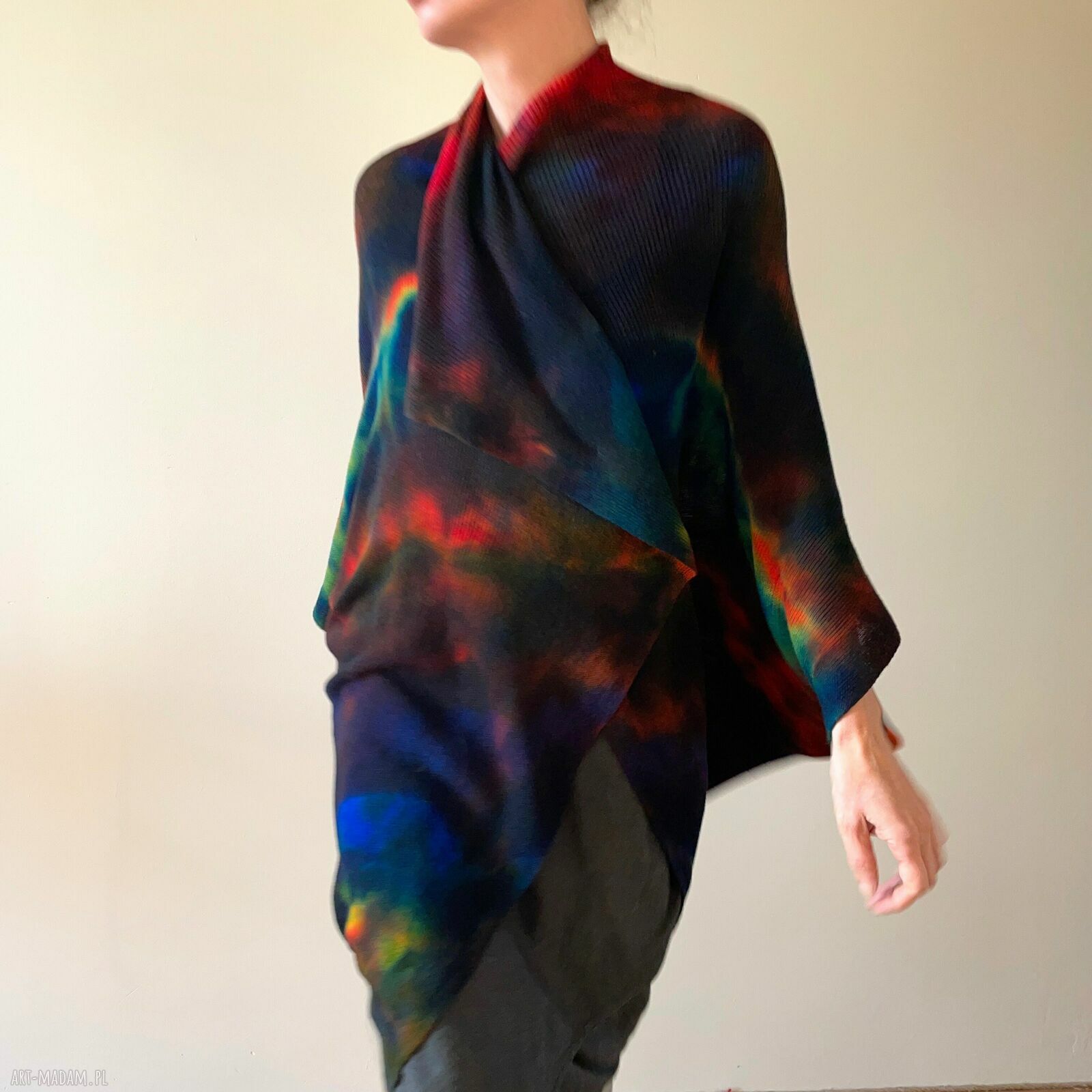 Kardigan "Kokon" z wełny merino - ciemny z kolorowymi akcentami (oversize)