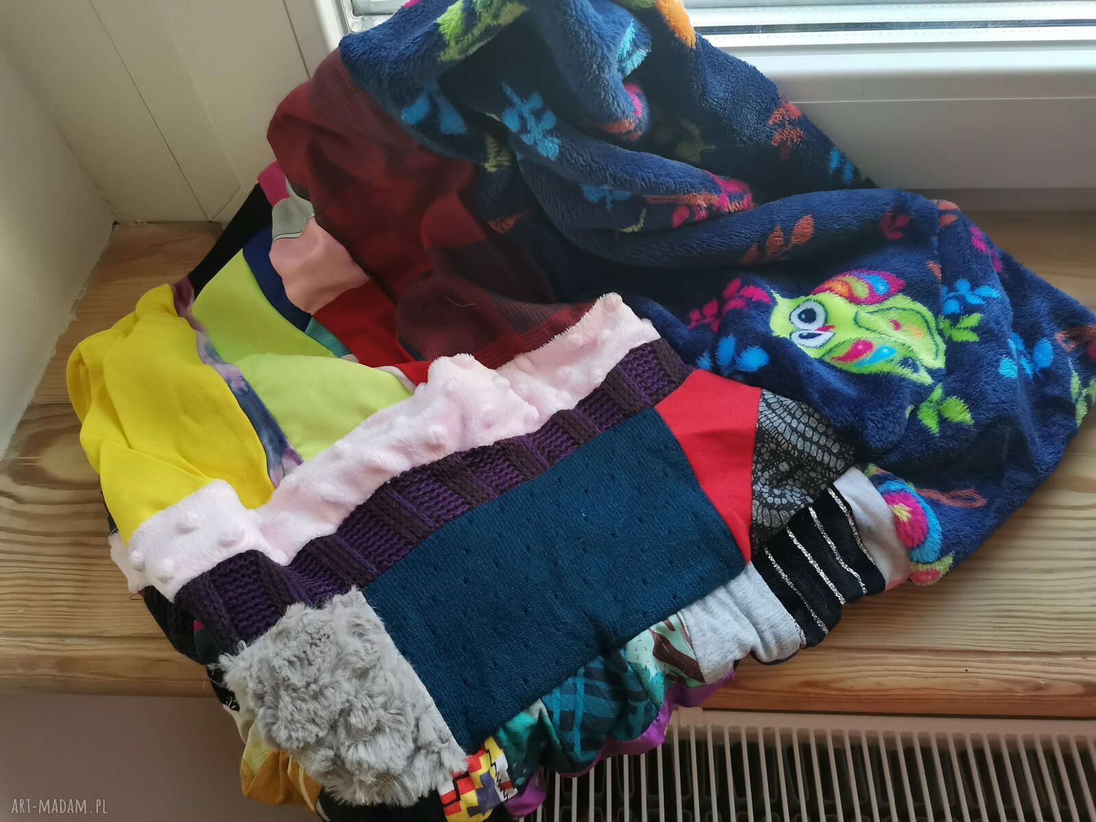Kolorowy komin oversize patchworkowy Etno Boho z frędzlami na podszewce