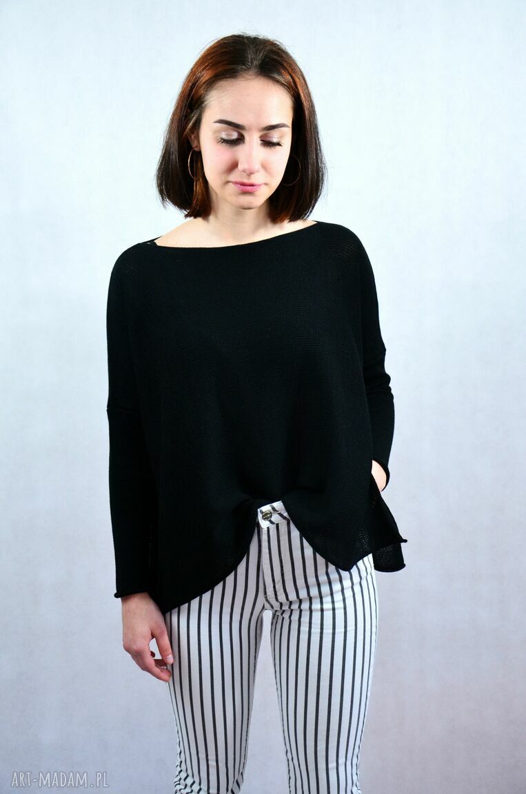Oversize luźny sweter Hermina - minimalistyczny czarny