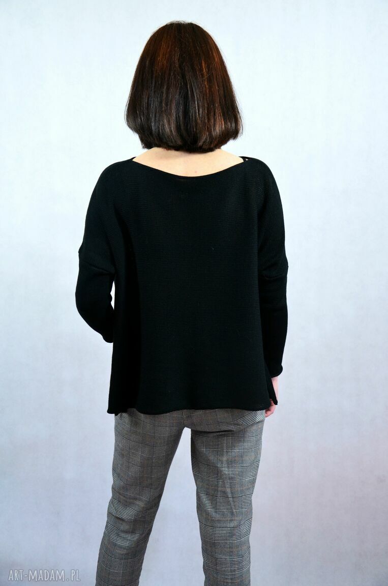 Oversize luźny sweter Hermina - minimalistyczny czarny