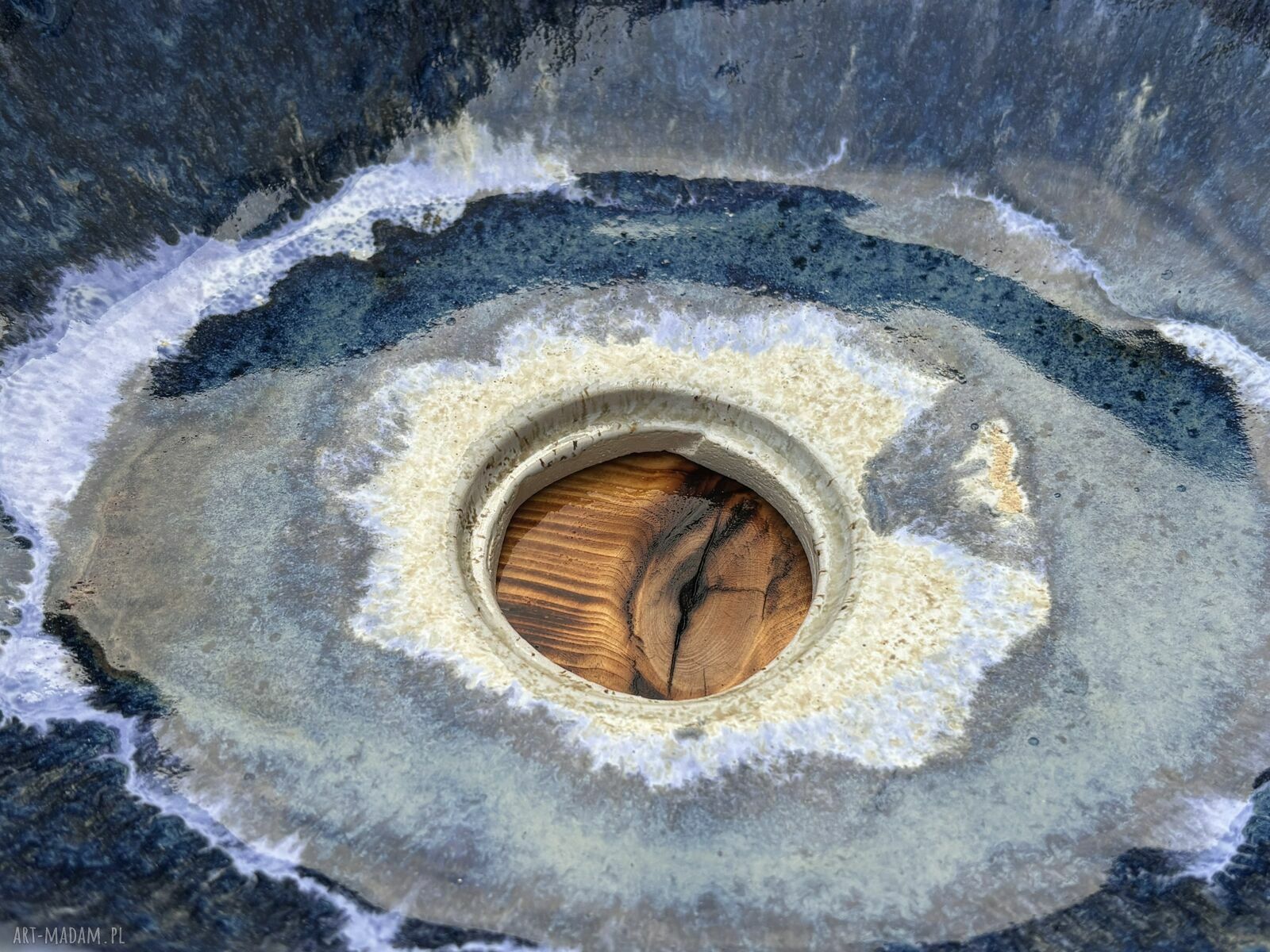 Owalna umywalka ceramiczna Głębia Oceanu