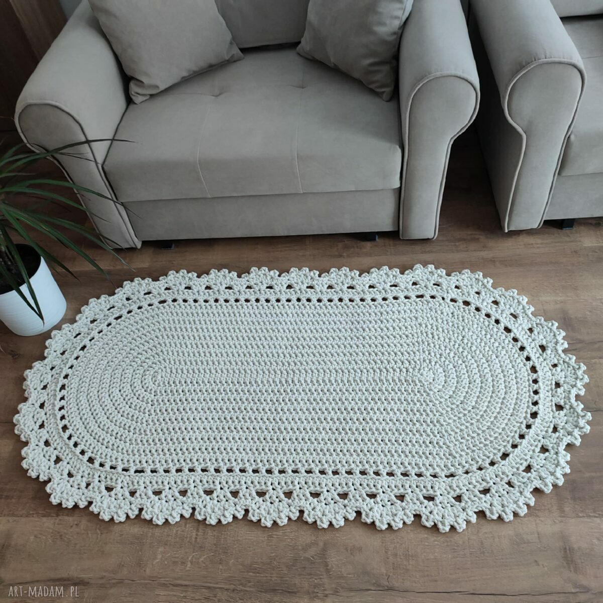 Dywan owalny szydełkowy 75x140 cm z polskiego sznurka bawełnianego do sypialni