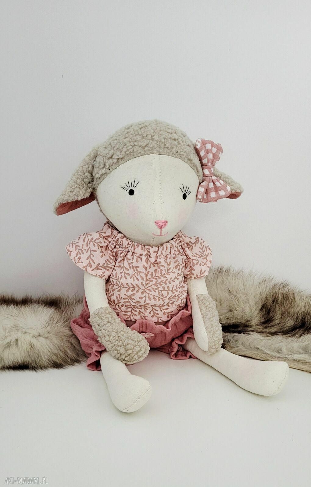 Różowa owieczka - przytulanka z personalizacją, ręcznie szyta (ok. 46 cm)
