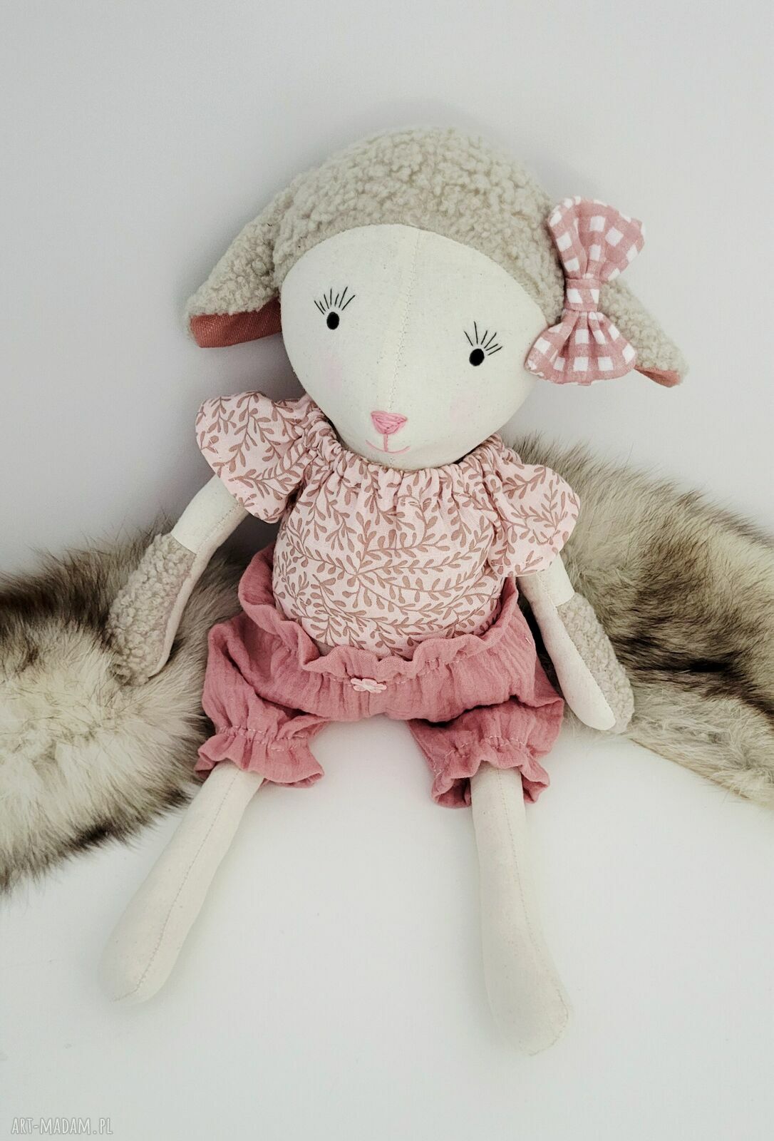 Różowa owieczka - przytulanka z personalizacją, ręcznie szyta (ok. 46 cm)