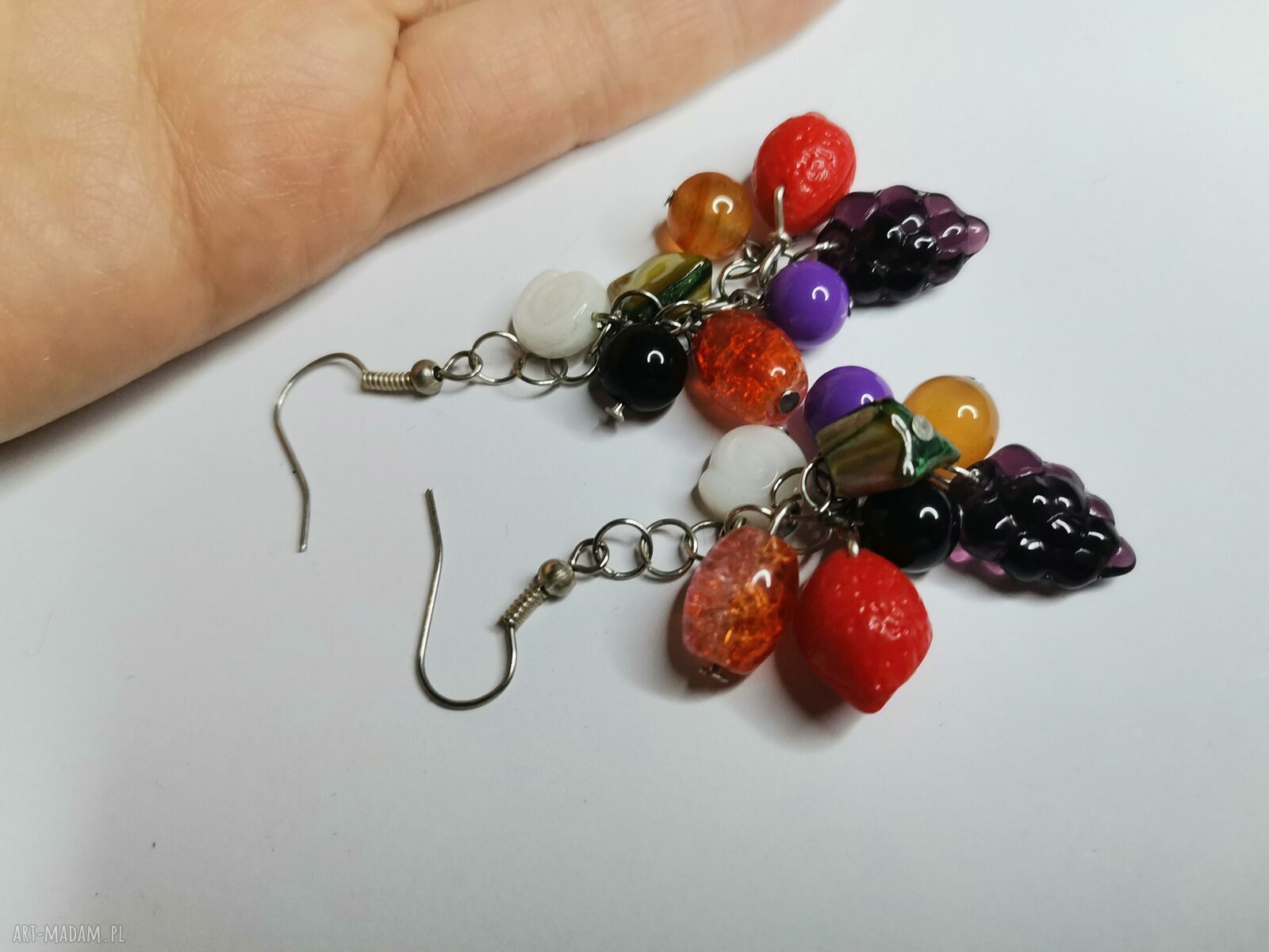 Kolczyki owoce „Jeż z jabłkiem na plecach” w stylu boho i folk
