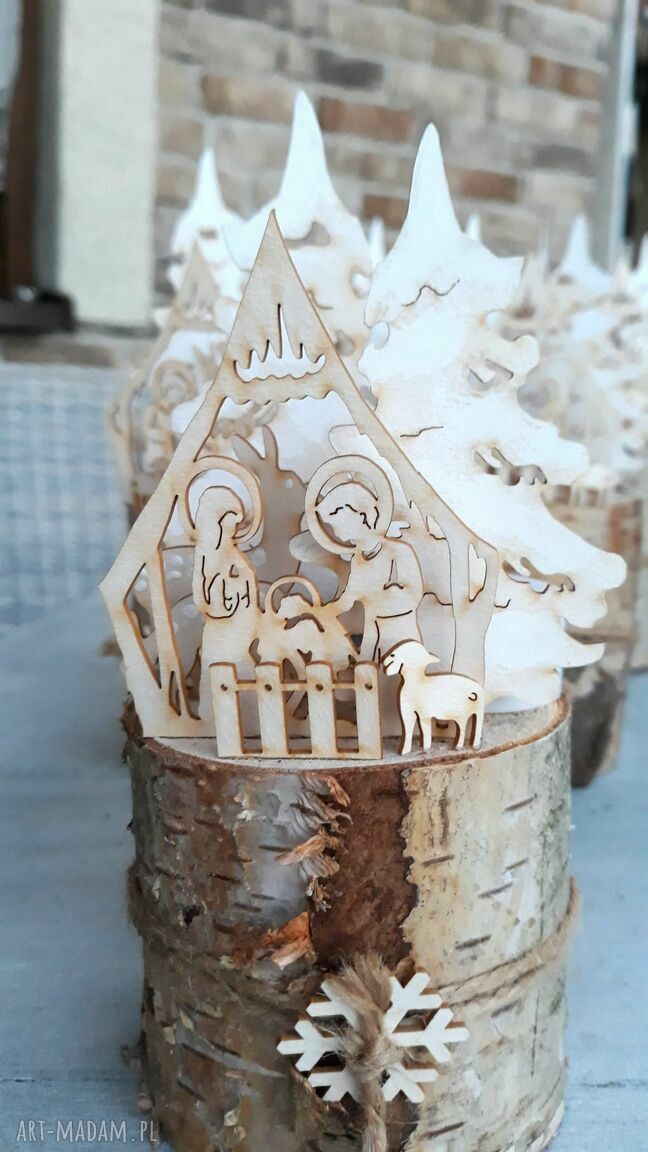 Szopka na brzozie z lampionem LED tealight - bożonarodzeniowa dekoracja