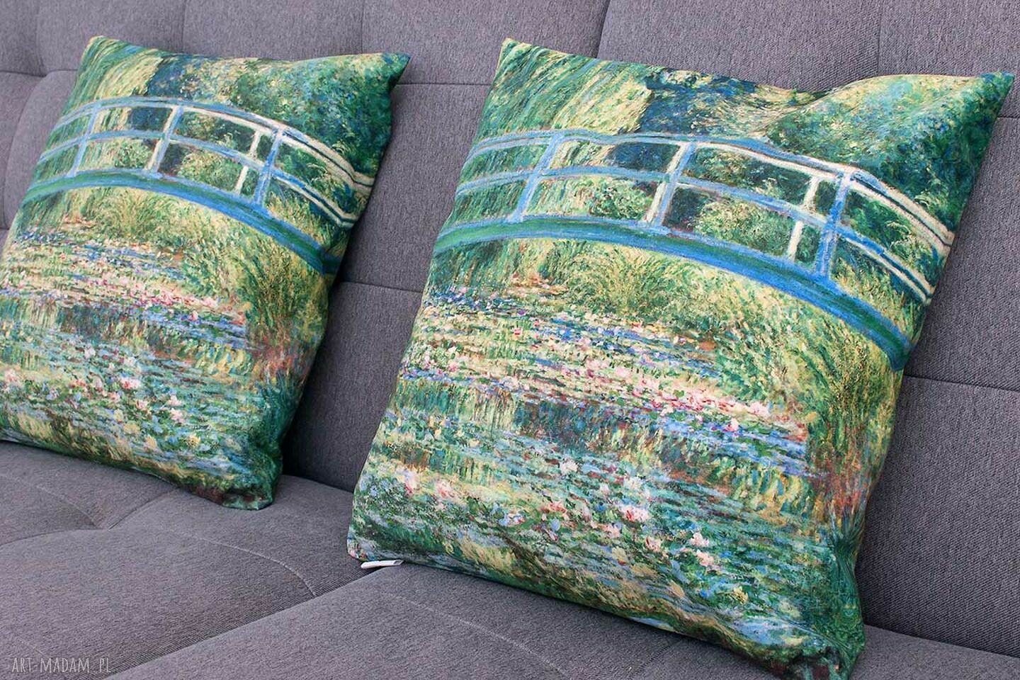 Ozdobna poszewka na poduszkę Claude Monet "Ogród w Giverny" 40x40 (welur)