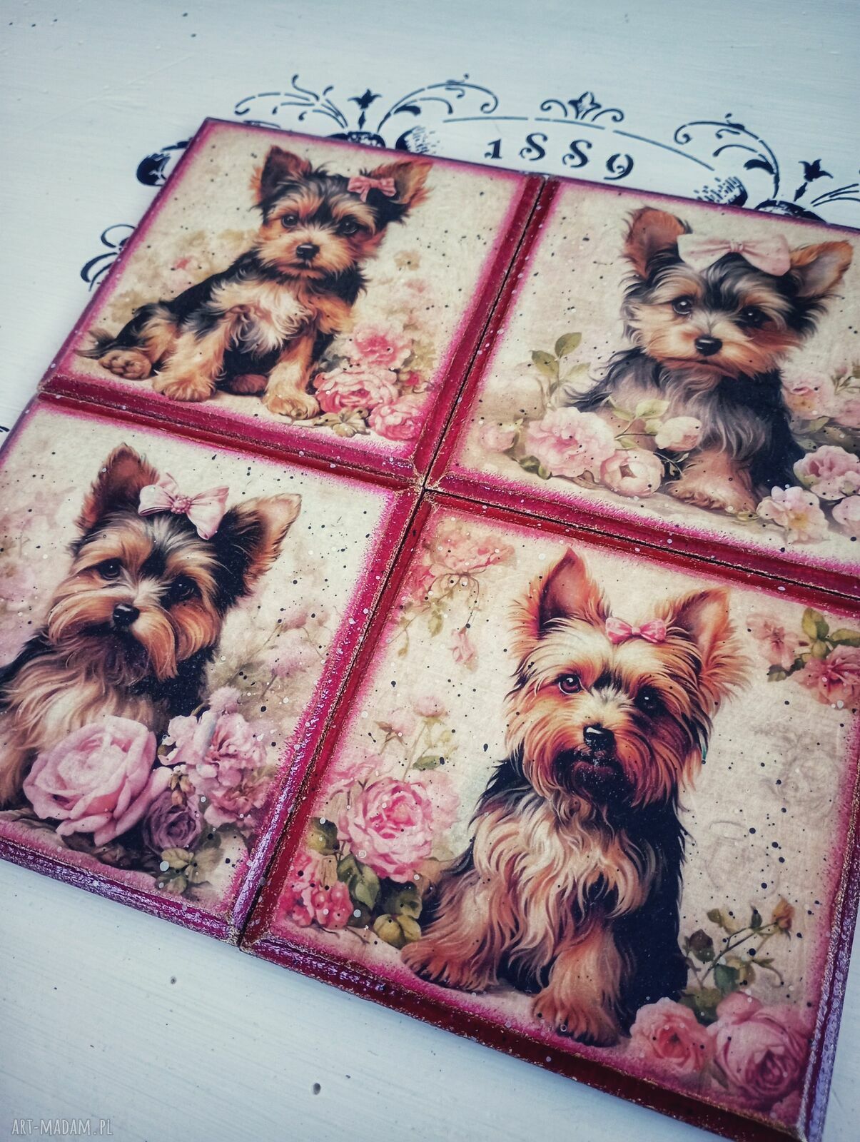 Ozdobne podkładki pod kubki z pieskami Yorkshire Terrier