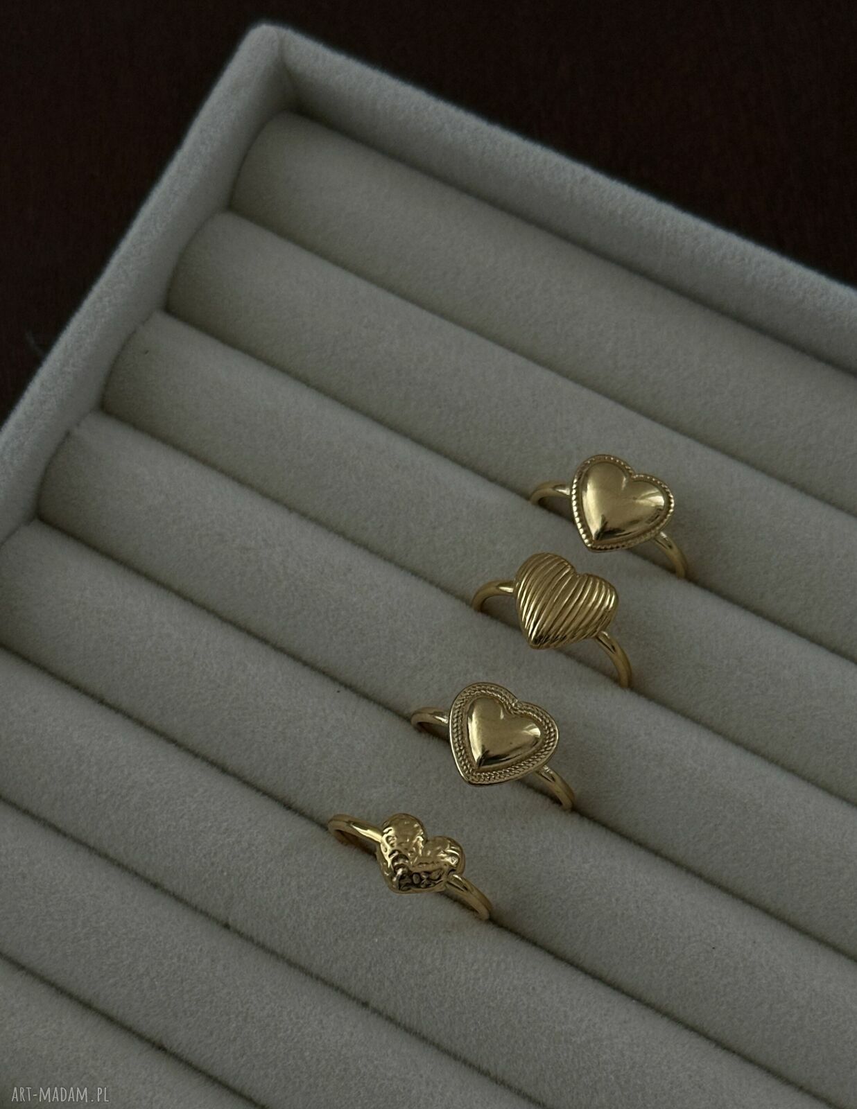 pierścionki: Złoty pierścionek z sercem Ręcznie wykonane