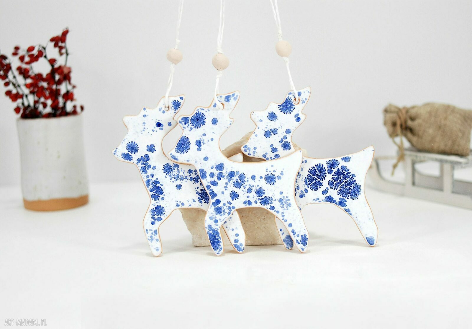 Duży ceramiczny renifer świąteczny - modern