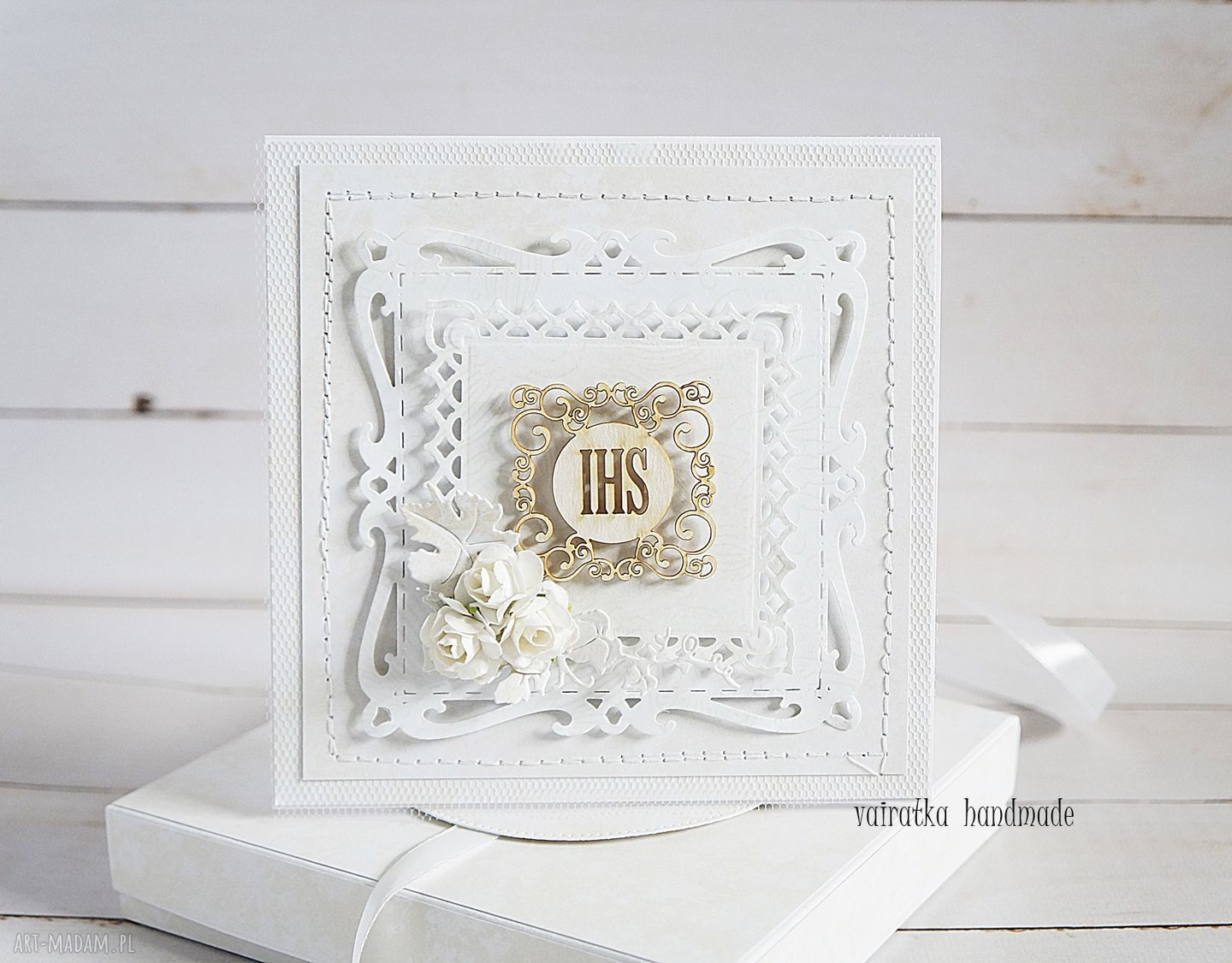 Pamiątka komunii Św 073 komunia kartka komunijna cała bieli