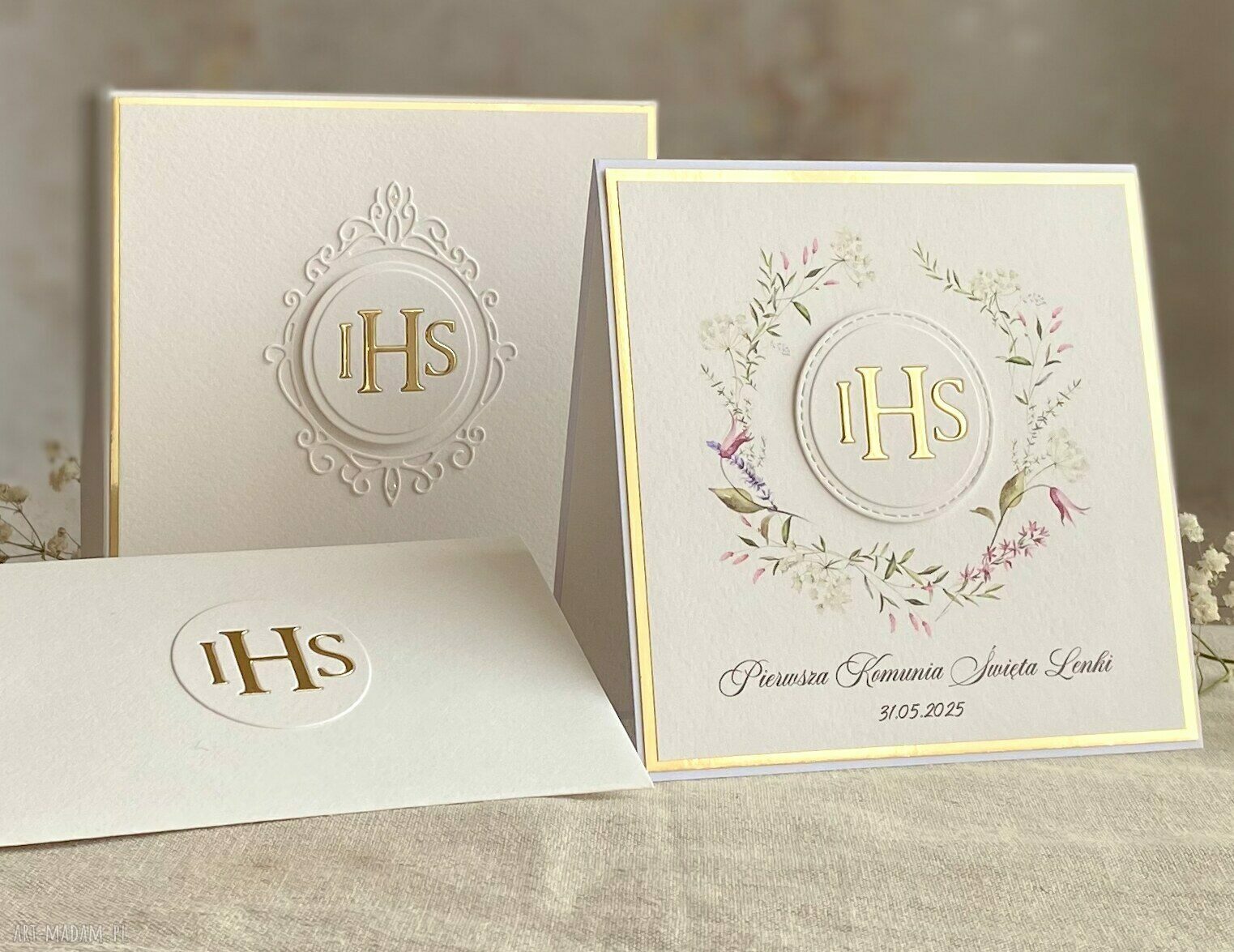Pamiątka Pierwszej Komunii w pudełku z kopertą - personalizowana Linia Gold