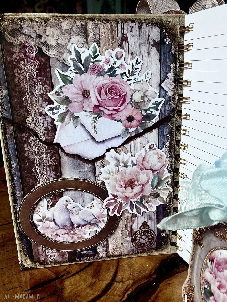 Ślubny pamiętnik i planer w stylu vintage - ręcznie robiony notes scrapbooking