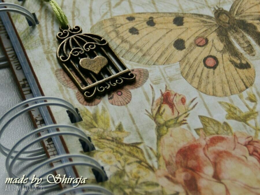 Pamiętnik A5 „Retro Motyle” - ręcznie robiony notes scrapbooking z personalizacją