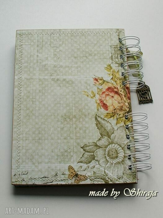 Pamiętnik A5 „Retro Motyle” - ręcznie robiony notes scrapbooking z personalizacją