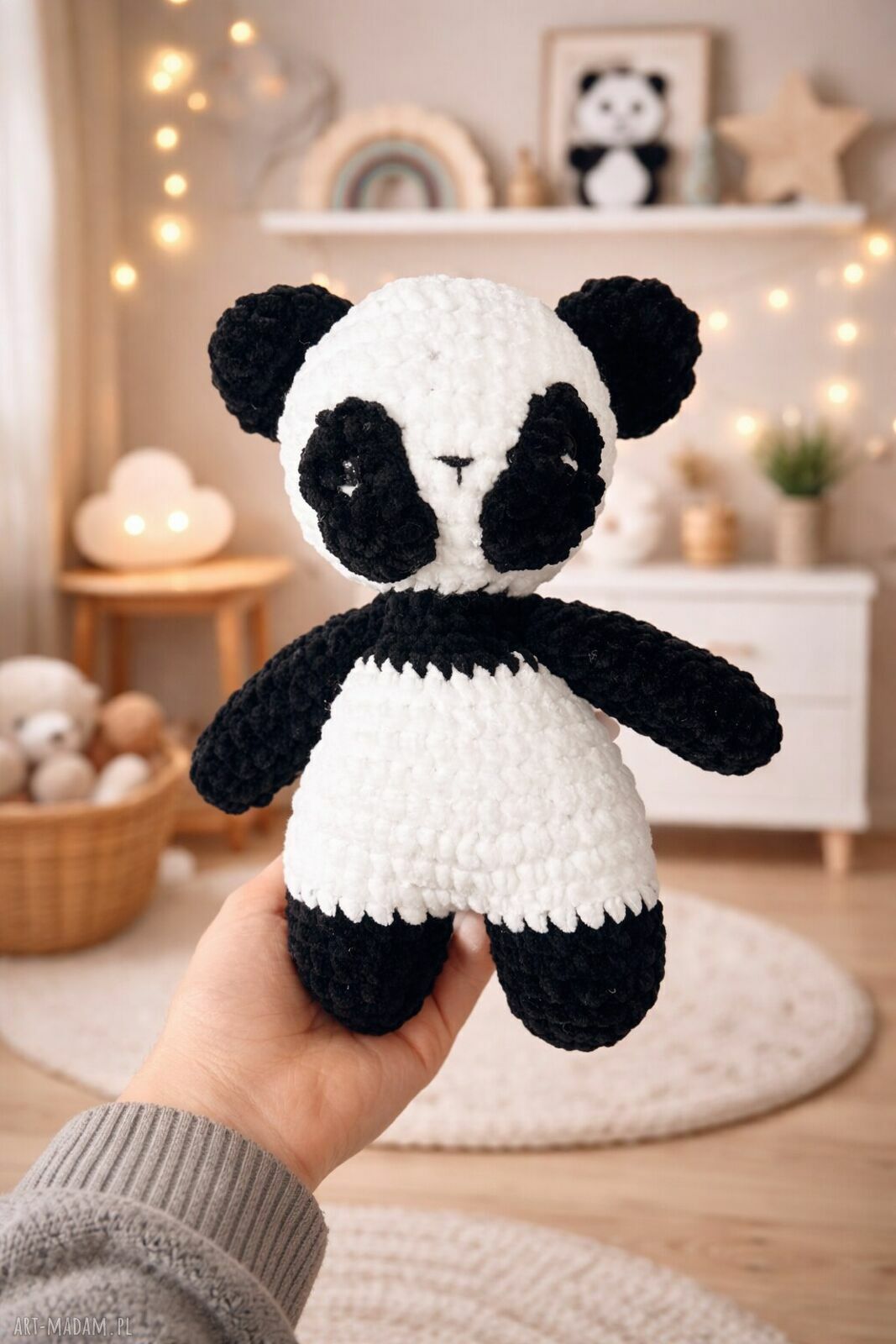 Panda szydełkowa - miękka przytulanka handmade ok. 27 cm czarno-biała