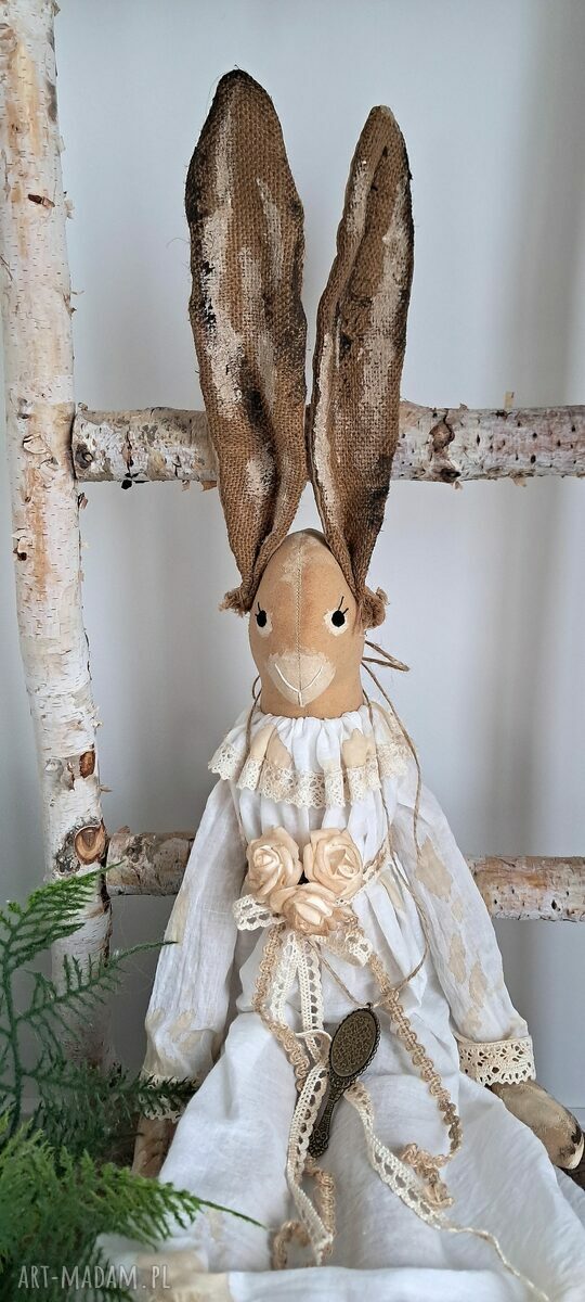 Pani zającówna vintage na zamówienie - dekoracja handmade