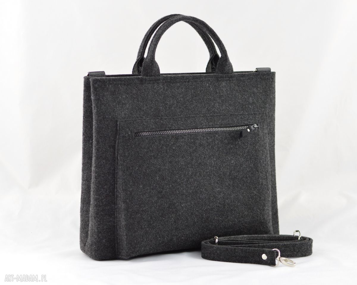 Minimalistyczna filcowa torba na laptopa z paskiem