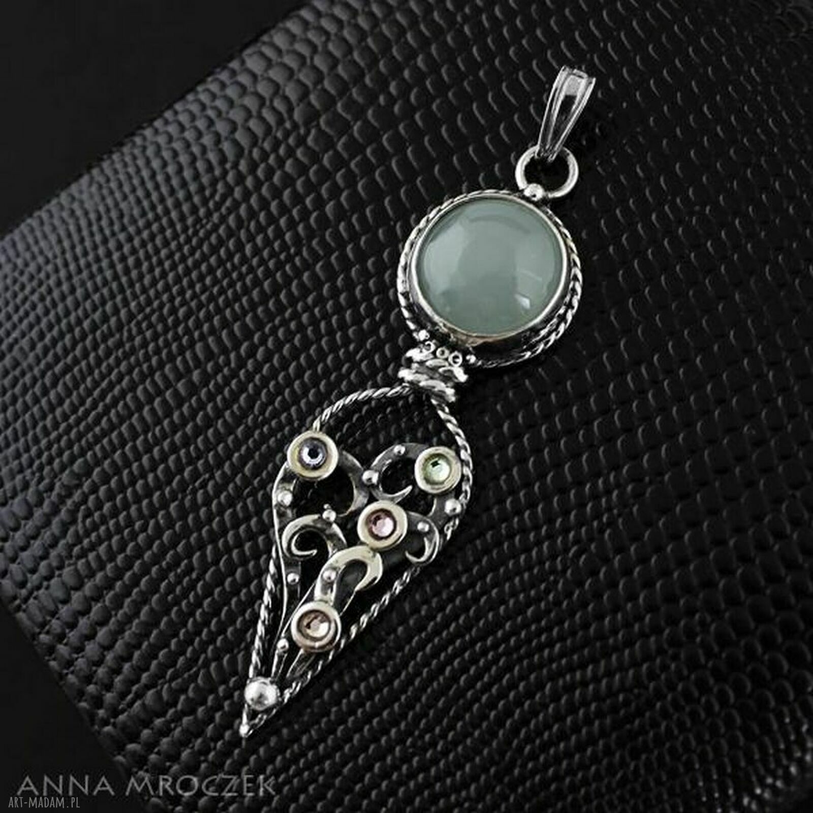Pastelowe Pnącze - srebrny wisior z amazonitem i kryształkami Swarovski