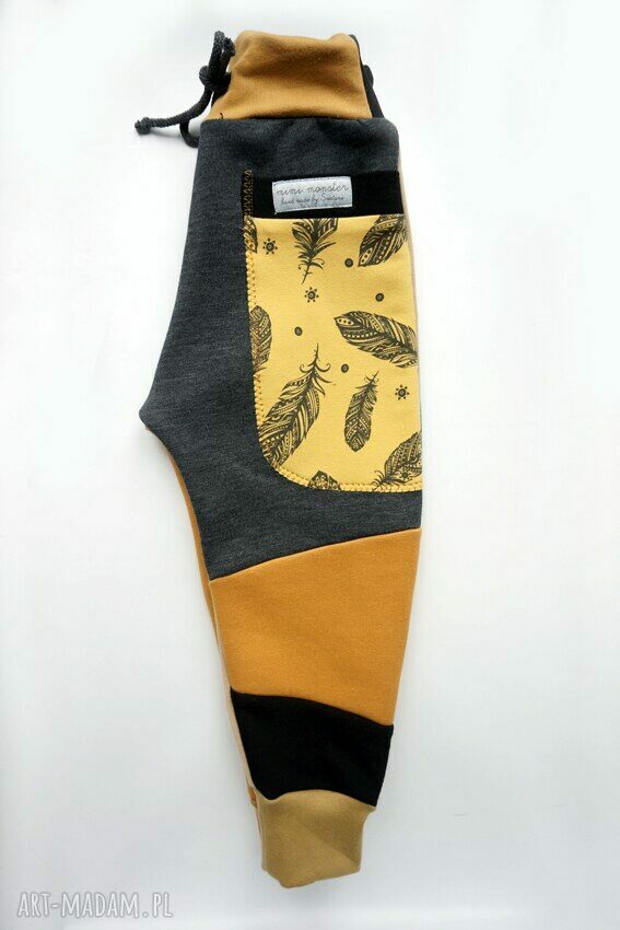 PATCH PANTS - handmade spodnie dresowe 74-98 cm z motywem piórek (ECO)