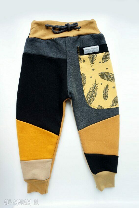 PATCH PANTS - handmade spodnie dresowe 74-98 cm z motywem piórek (ECO)