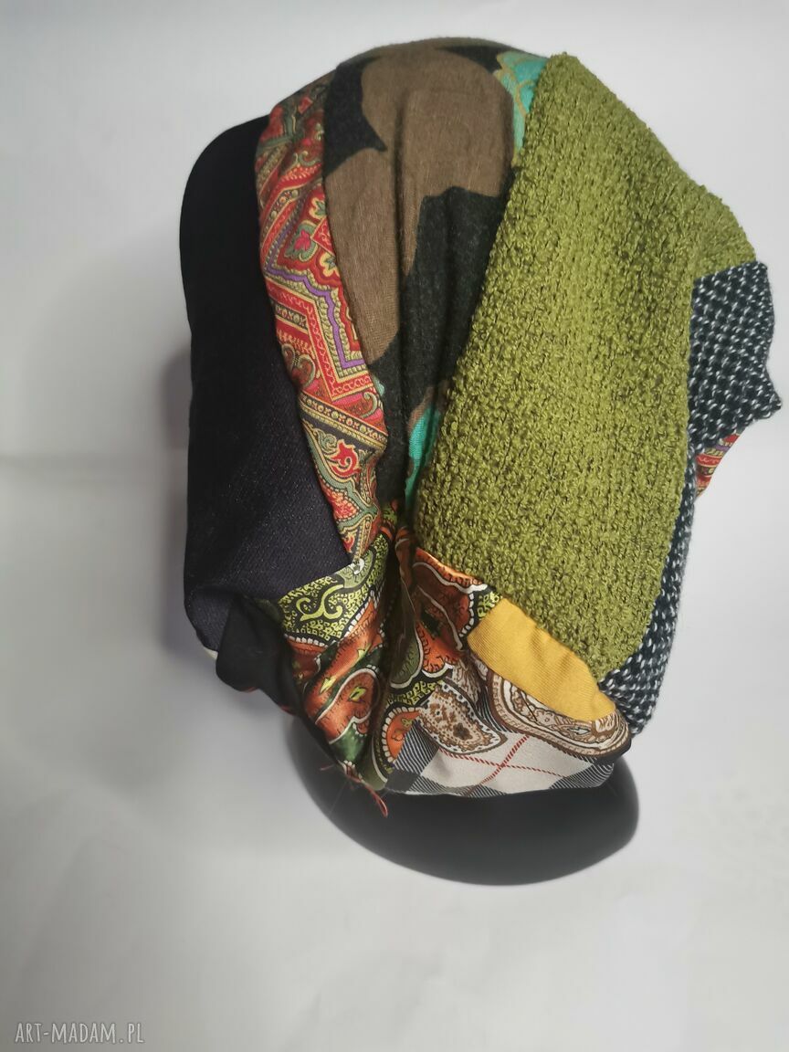 Czapka patchworkowa Smerfetka - kolorowa damska boho etno, uniwersalna na podszewce