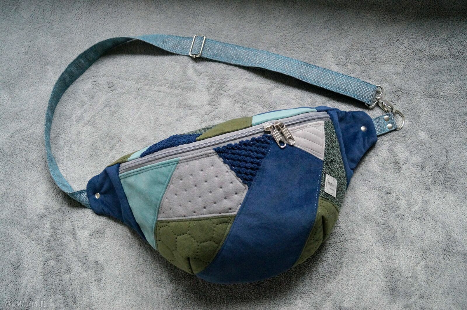 Patchworkowa damska nerka XXL - nerkoplecak zero waste na ukos