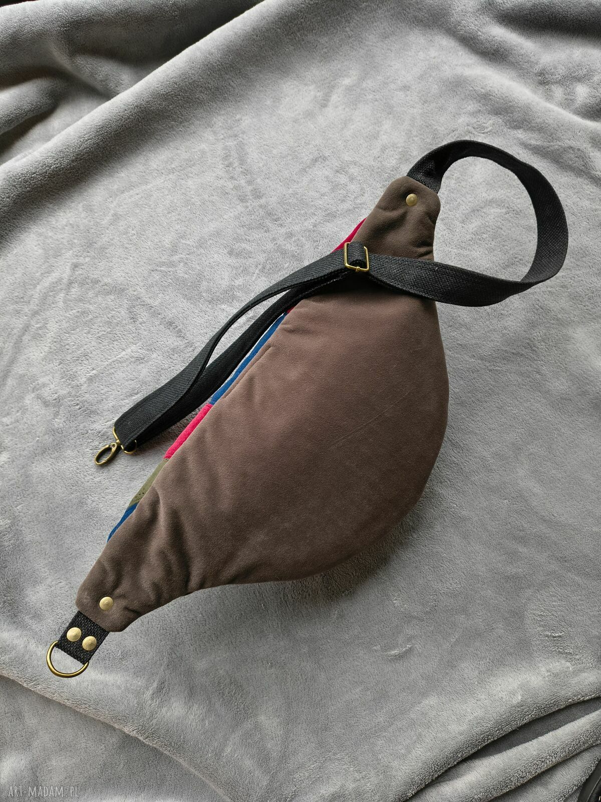 Ręcznie robiona nerka damska handmade