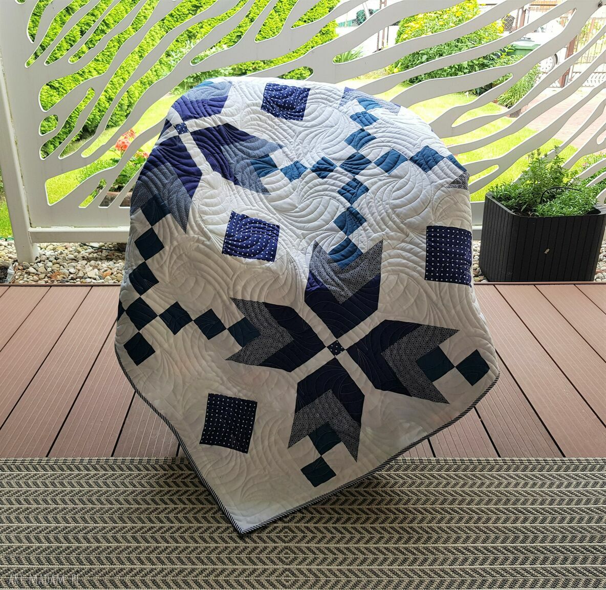 Patchworkowa narzuta w granacie 190x230 cm - efekt shibori (handmade)