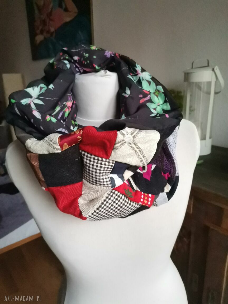 Komin patchworkowy miły i ciepły - boho etno zero waste