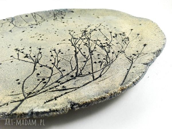 Patera ceramiczna z motywem kwiatów