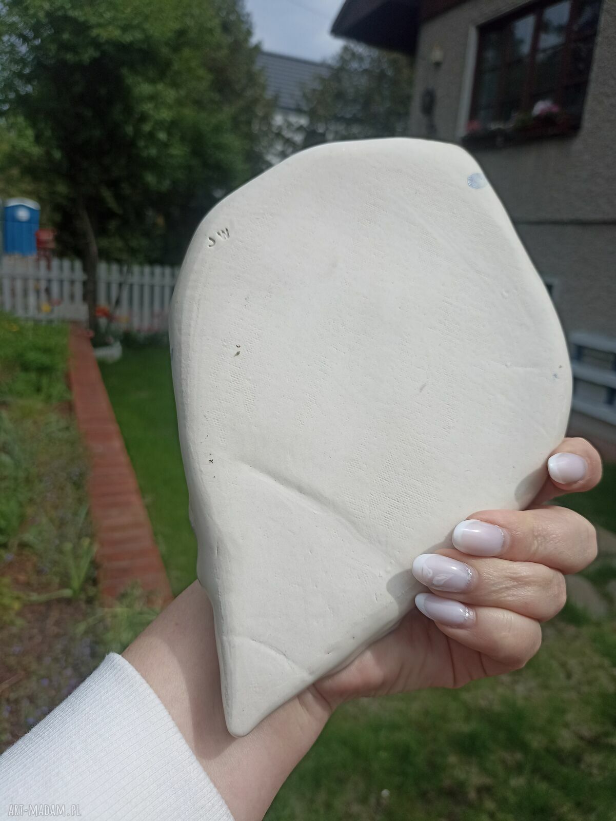 Patera ceramiczna w kształcie muszli - handmade unikat