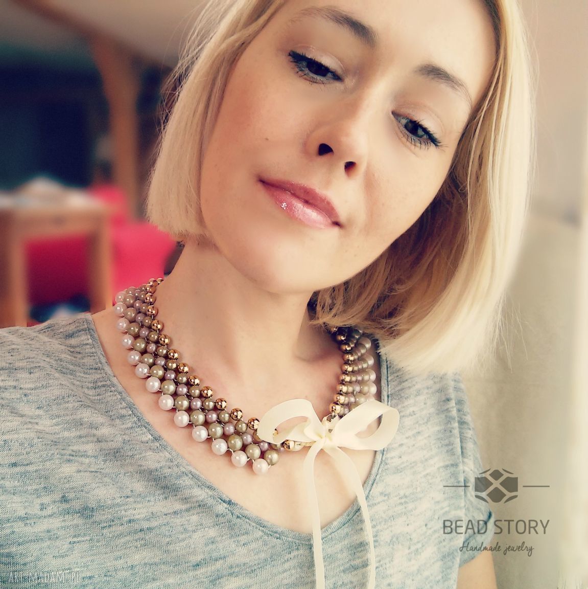 Naszyjnik kołnierzyk Paula - elegancja klasyka w pastelach
