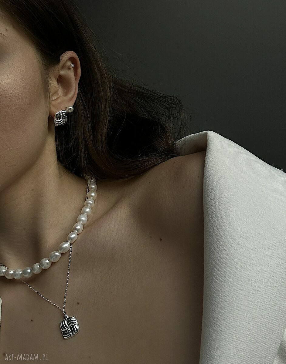 naszyjniki: Srebrny naszyjnik z pereł naturalnych Handmade