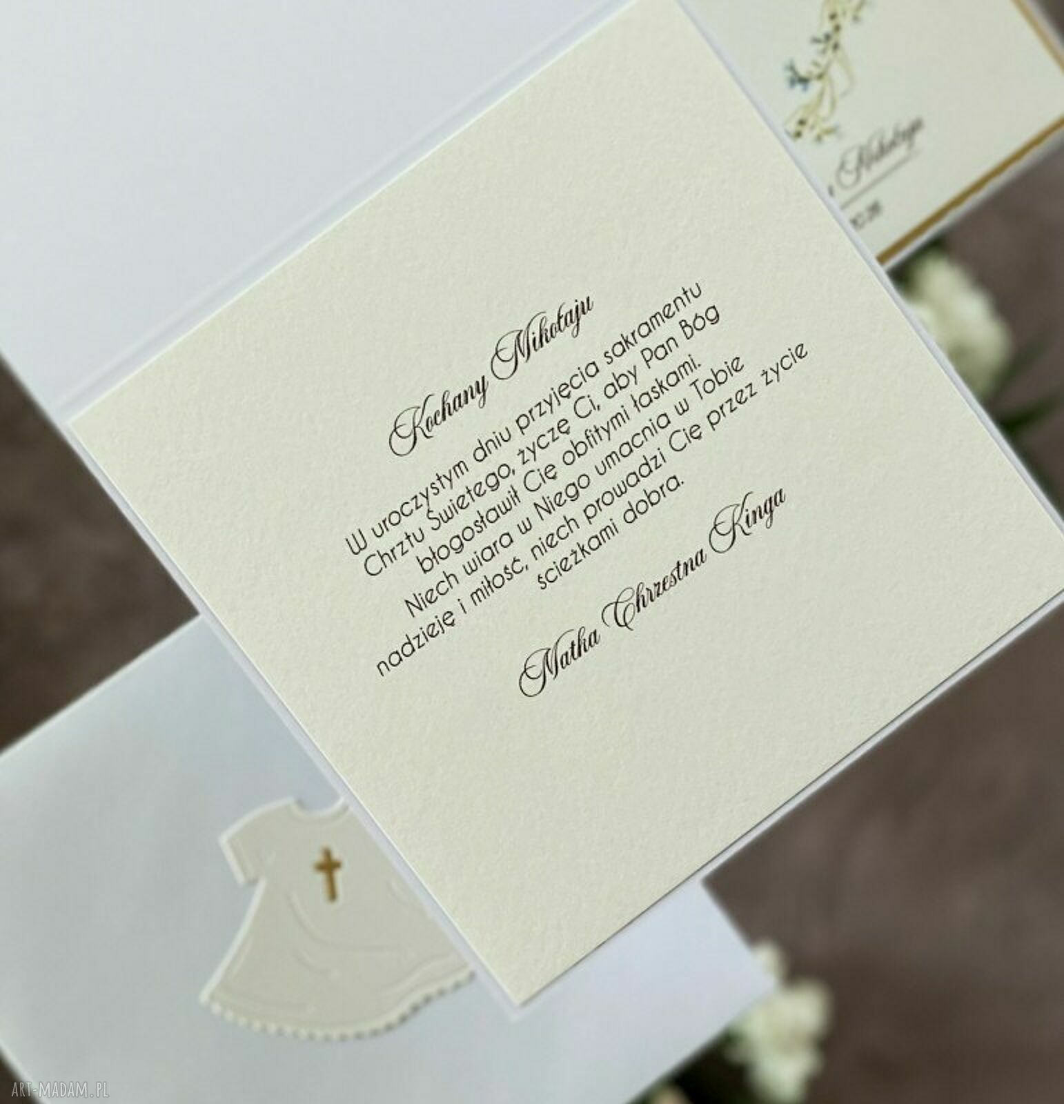 Personalizowana kartka na chrzest w ozdobnej kopercie 14x14 cm (biel i perłowe złoto)