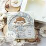 handmade scrapbooking kartki personalizowana kartka z aniołkiem stróżem w pudełeczku. narodziny. chrzest. roczek. urodziny