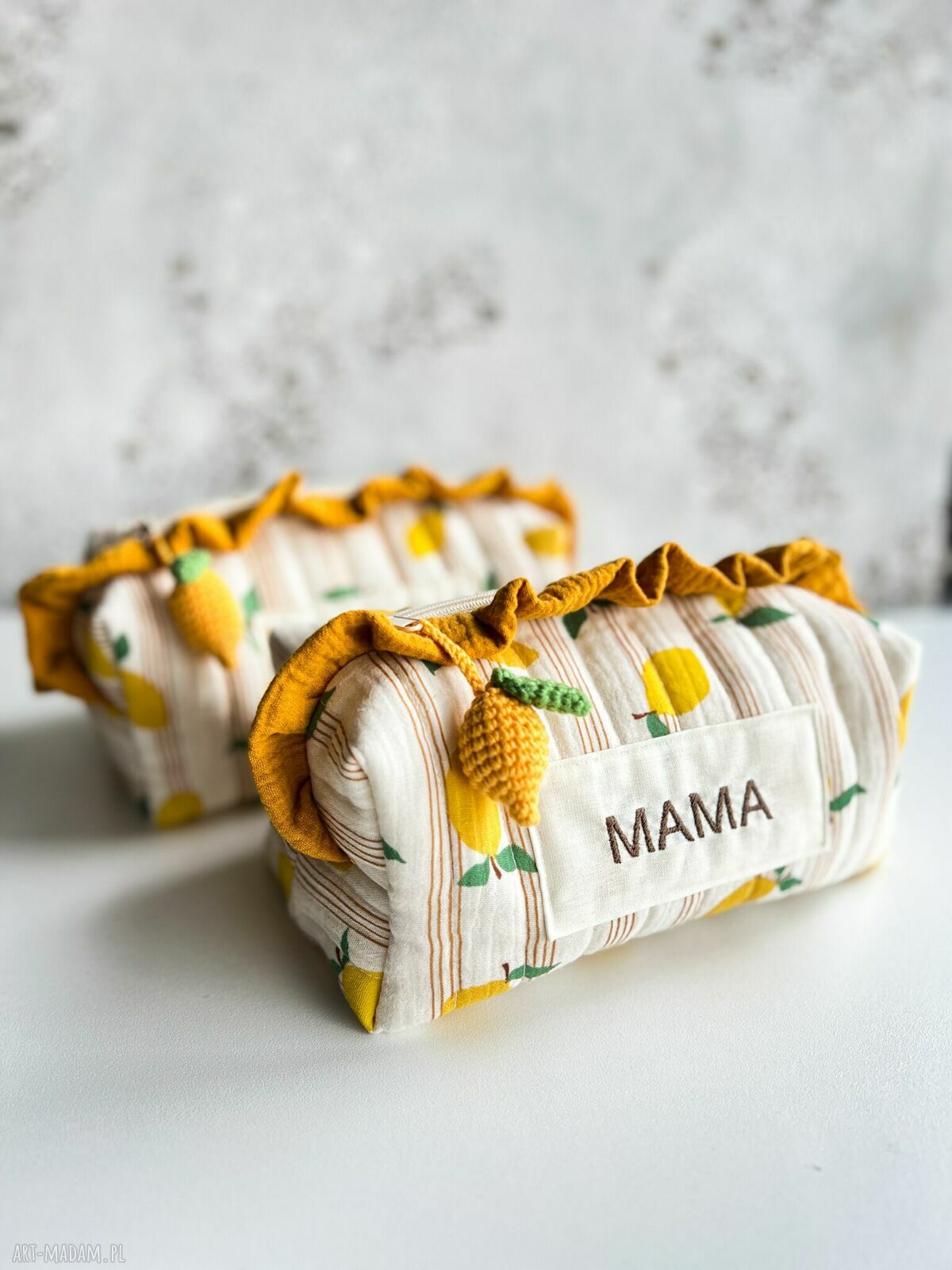 Personalizowana kosmetyczka MAMA z zawieszką - muślin i haft