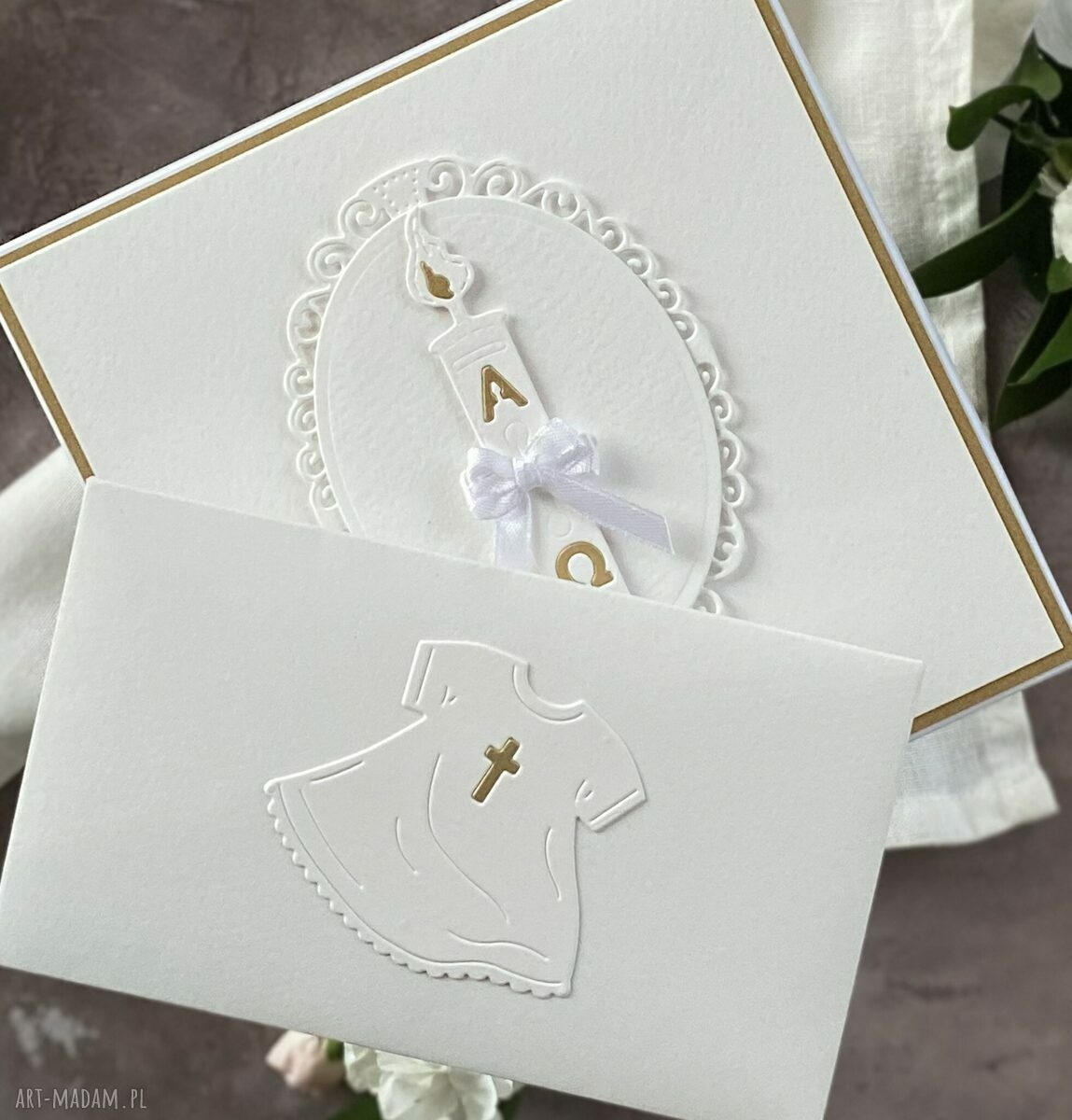 Personalizowana pamiątka chrztu - elegancka kartka w pudełku z kopertą