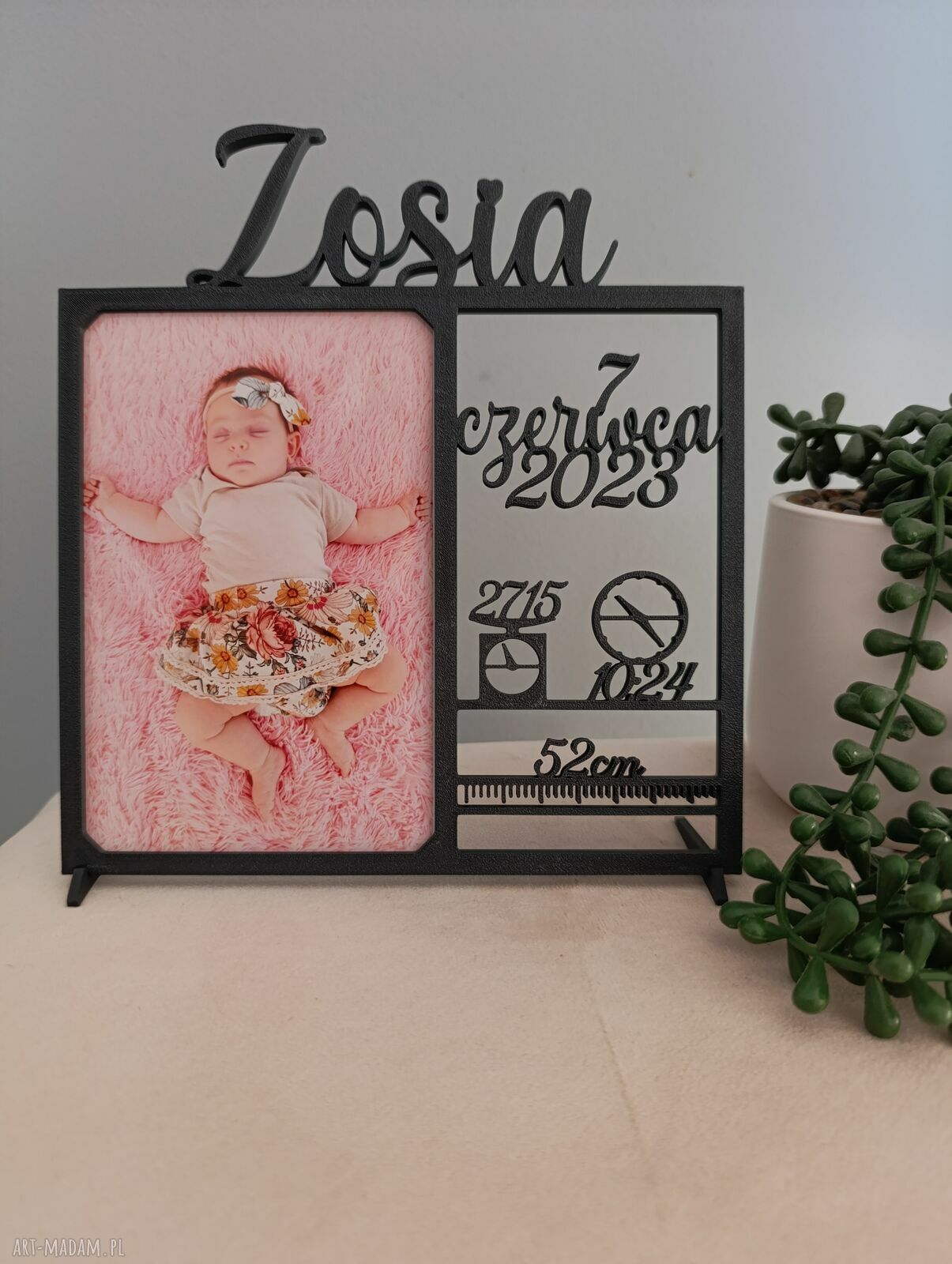 Personalizowana ramka na zdjęcia Narodziny dziecka - pamiątka na lata