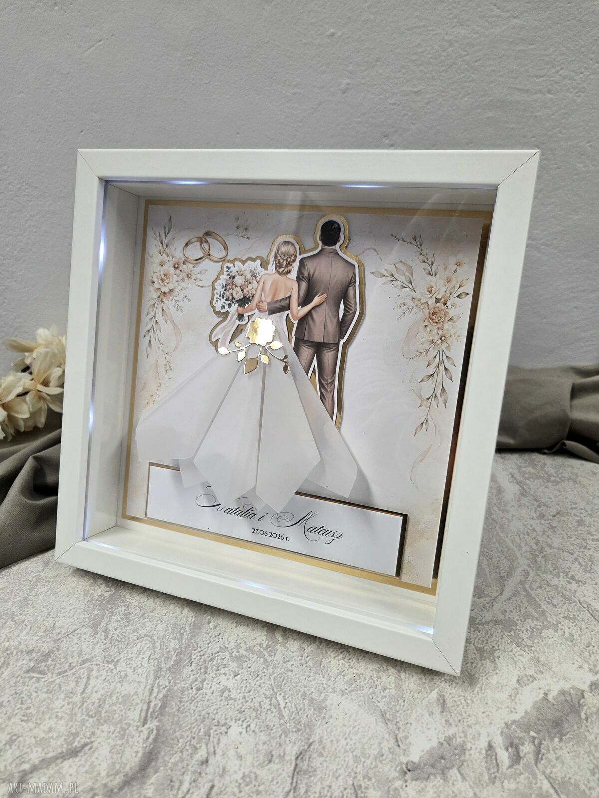Personalizowana ramka ślubna 3D z miejscem na gotówkę
