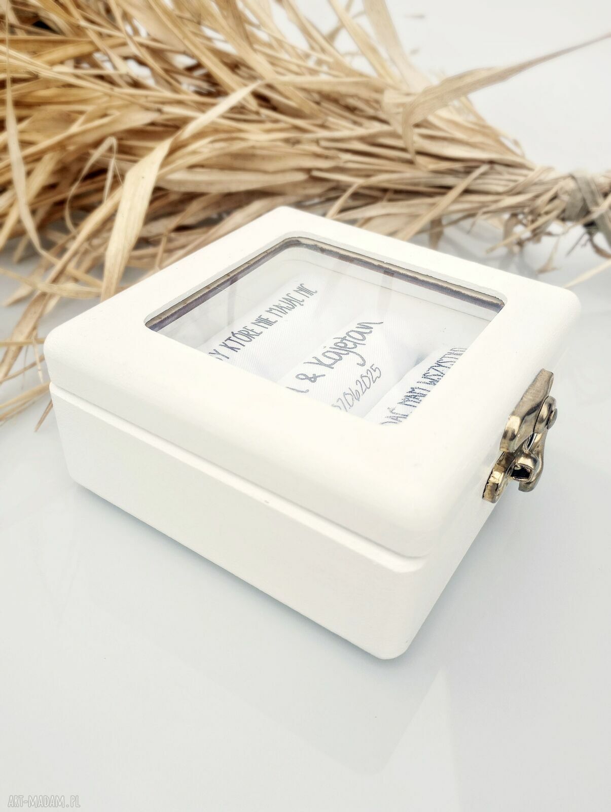 Personalizowane białe pudełko na obrączki z szybką - dębowe 10x10 cm