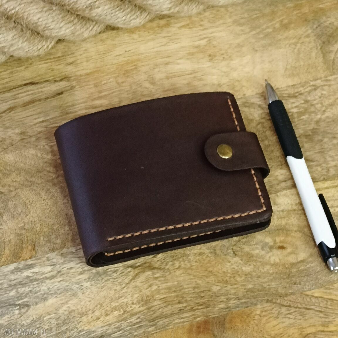 Personalizowany męski portfel skórzany zapinany - grawer laserowy
