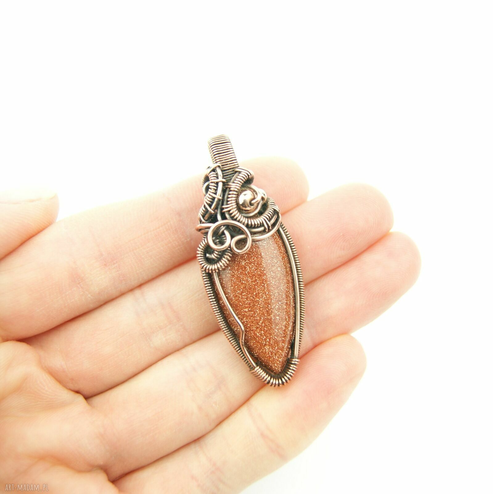 Piasek pustyni - wisiorek wire wrapping na prezent dla niej