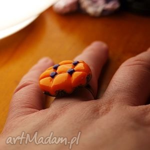 pierścień pikowane oczko - fioletowe pierścionki, pierścionek