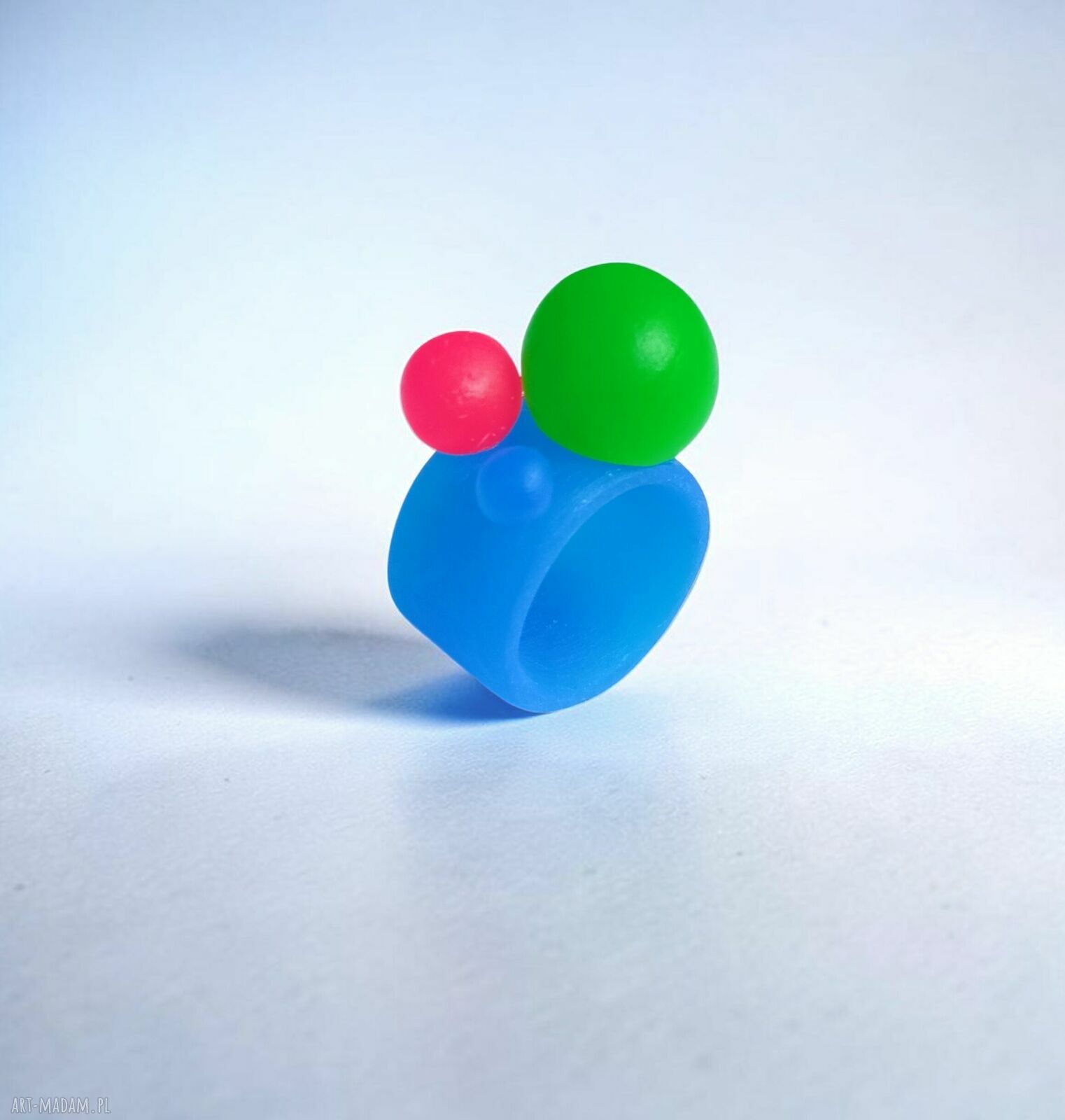Pierścionek z żywicy BUBBLES - szeroki z 3 kulami, mat, M/L